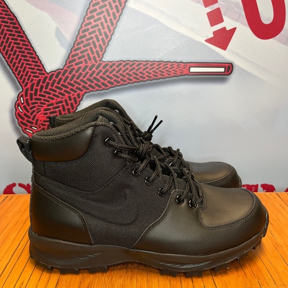 mens nike manoa boots black